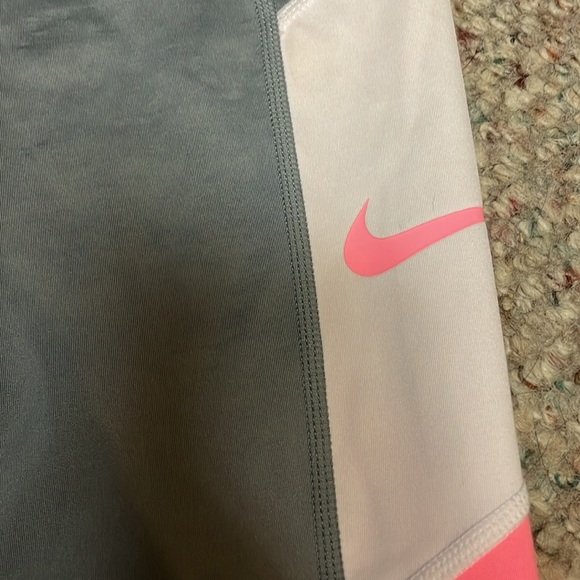 Nike dri fit pants - Picture 2 of 9